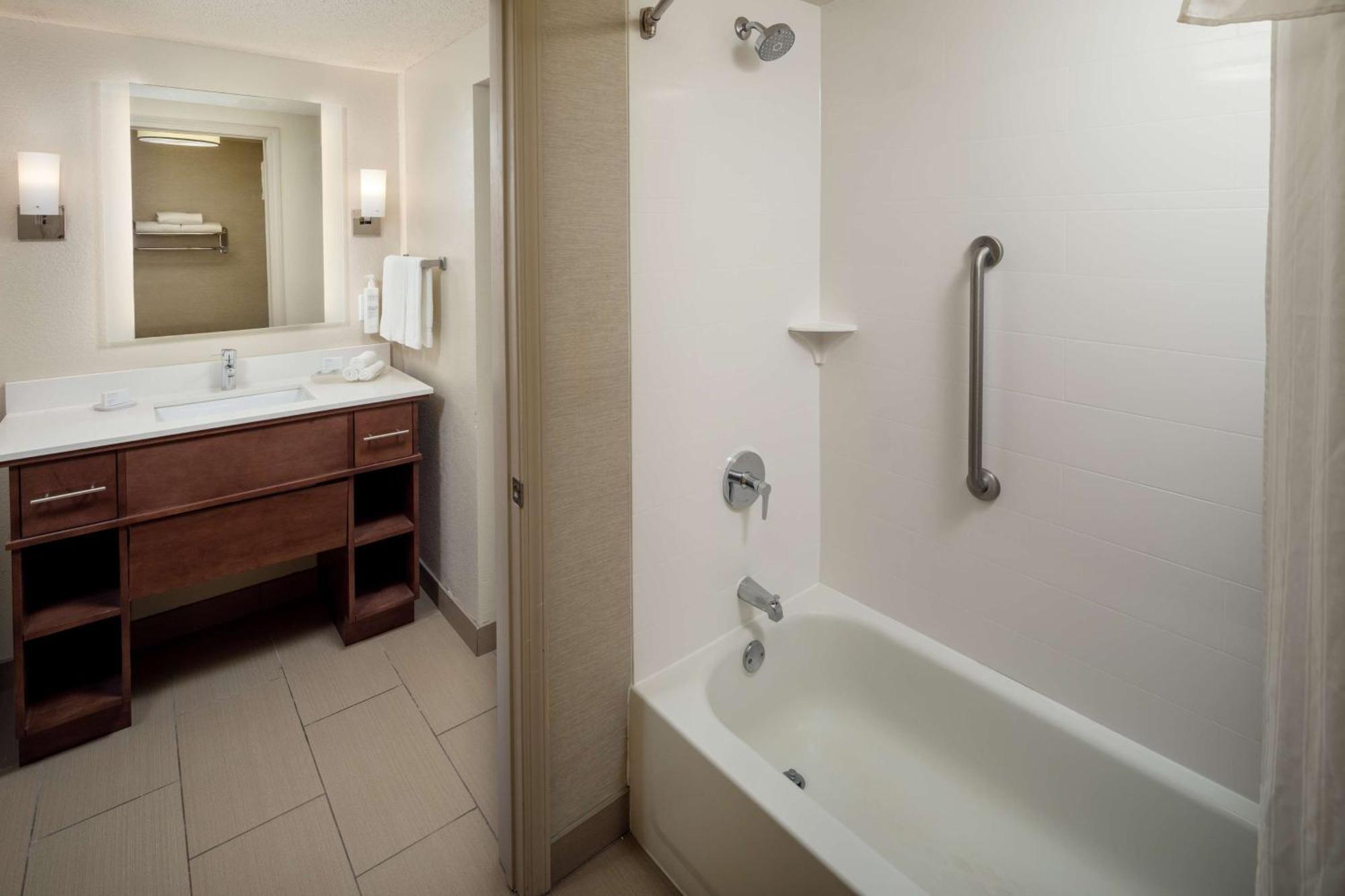 Homewood Suites By Hilton Wallingford-Meriden Kültér fotó